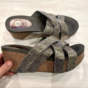 Volatile Wedge Sandals Silver Metallic Strappy